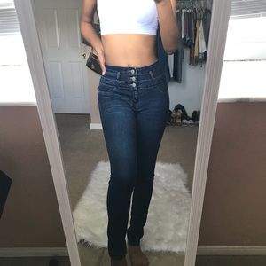 High waisted jeans